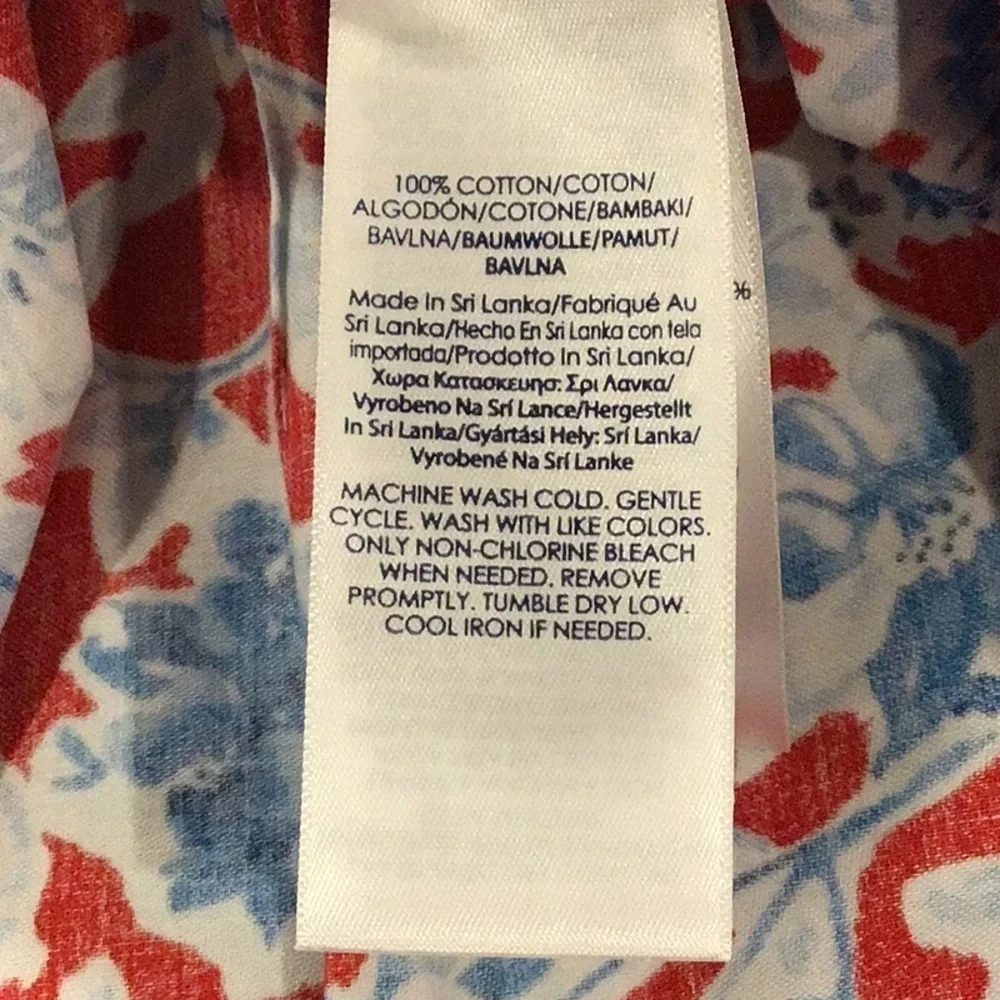 Chaps red floral button front shirt Medium - Picture 7 of 7